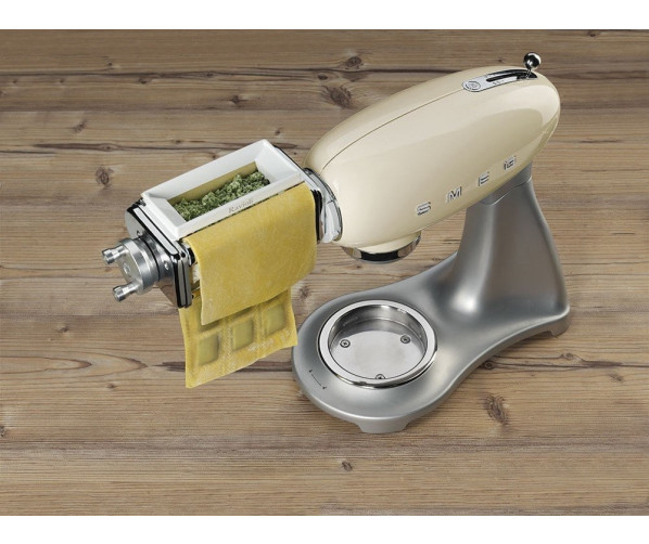 Smeg SMRM01 ravioli maker
