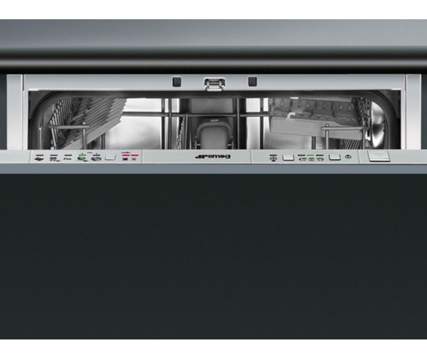 Het bedieningspaneel van de Smeg STA4503 smalle inbouw vaatwasser