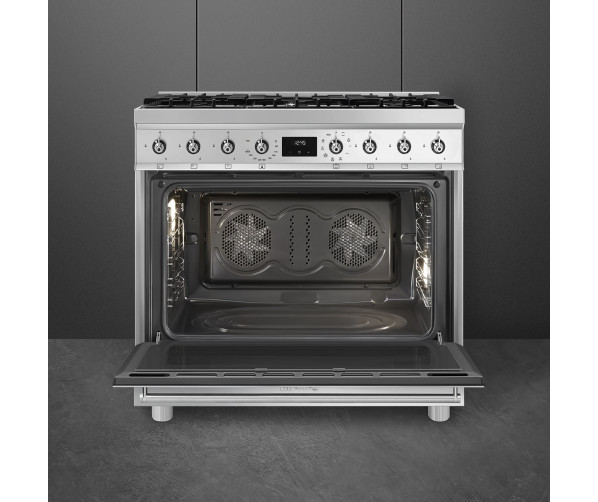 Binnenruimte Smeg C9GMXNLK2 gasfornuis met open deur