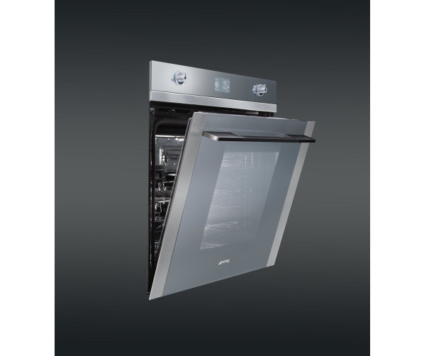 Het design van de Smeg SFP125 behoort tot de Linea Luce serie