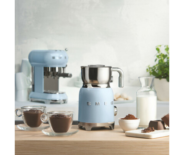 Smeg MFF11PBEU melkopschuimer - blauw