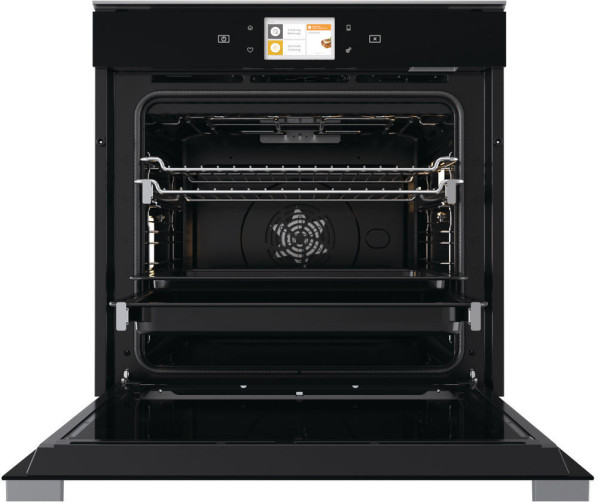 De binnenkant van de Whirlpool W11 OM1 4MS2 P inbouw oven