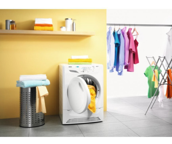 Zanussi ZDC8245NW condensdroger - 8 kg.