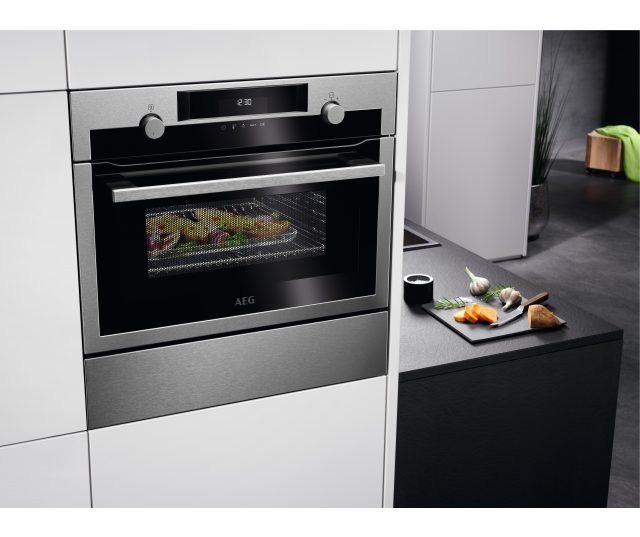 AEG KME565060M inbouw oven met magnetron - rvs