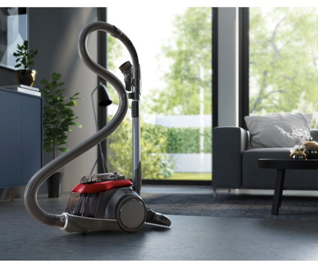 AEG LX9-3-CR zakloze stofzuiger actieradius 12m en reservoir 1,6l