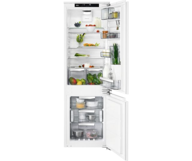 AEG SCE818E5TC inbouw koelkast - no-frost - nis 178 cm.