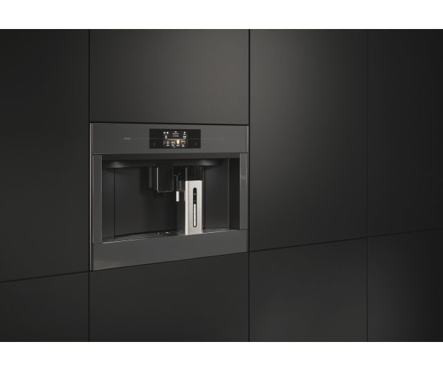 bij de Atag koffiemachine CM4585M