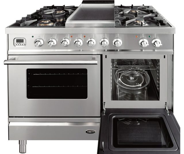 De rechter deur van de Boretti VFP104MIX biedt toegang tot de magnetron met grill. Unieke bij BORETTI.
