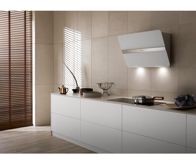 Klik en bekijk de Falmec FLIPP55W Falmec FLIPP55W wand afzuigkap - wit glas - 55 cm breed