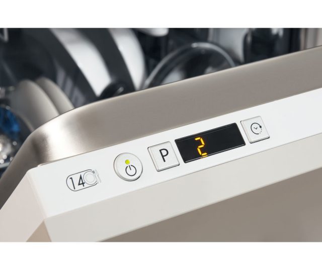 Indesit EDIFP28T9AEU inbouw vaatwasser