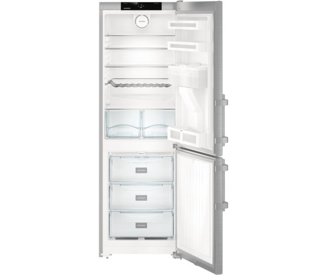 Het interieur van de Liebherr CNef3535 koelkast