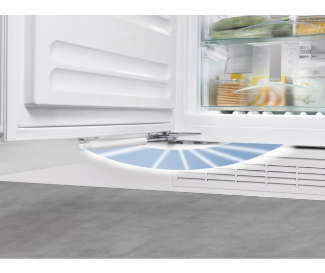 Softsystem van de Liebherr IKB2364 inbouw koelkast