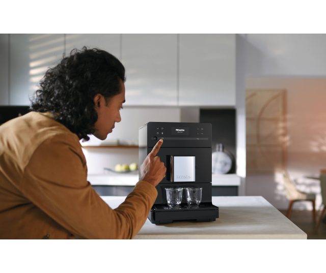 Miele CM5310 Obsidiaanzwart koffiemachine