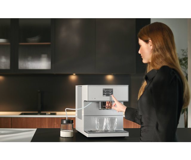 Miele CM7350 Briljantwit koffiemachine