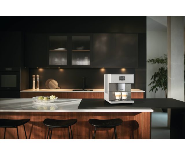 Miele CM7550 Briljantwit - vrijstaande koffiemachine