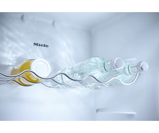 Miele K7316E inbouw koelkast met vriesvak - nis 122 cm.