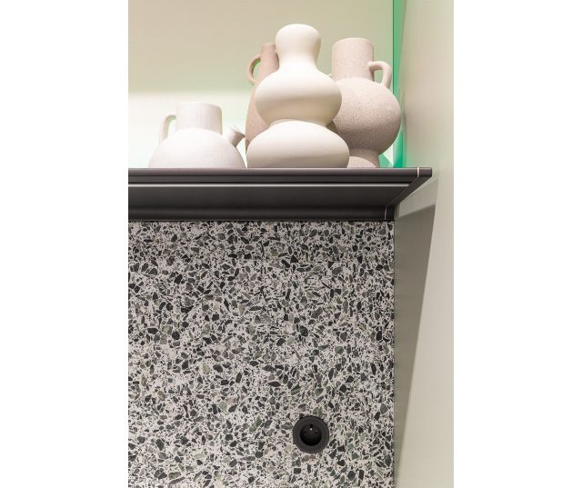 Novy Shelf Mineral Black 95cm keuken verlichting