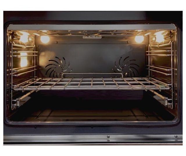 Grote multifunctionele oven van Steel GP9F-5FI – 91 liter met soft-close deur