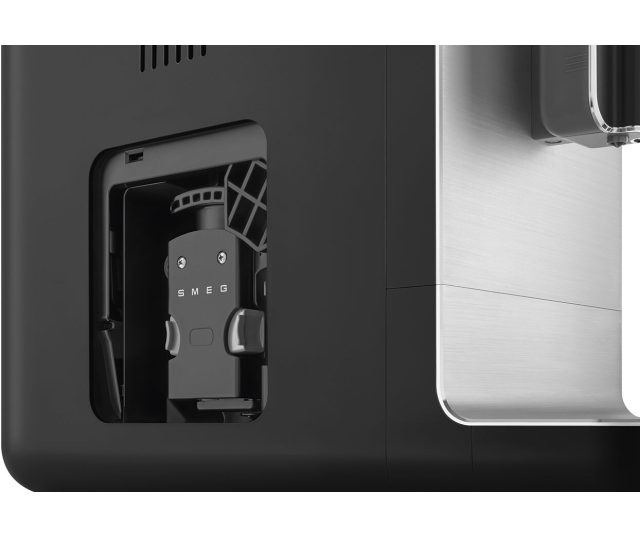 Smeg BCC02BLMEU volautomatische koffiemachine - mat zwart - retro jaren 50