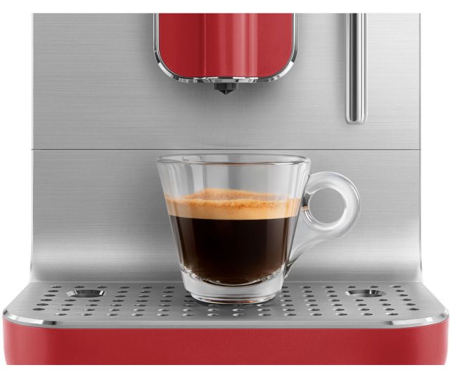Smeg BCC02RDMEU volautomatische koffiemachine - mat rood - retro jaren 50