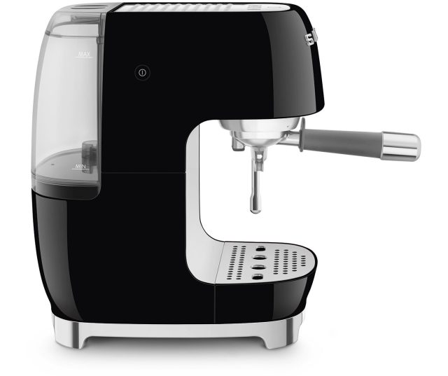 Smeg ECF03BLEU koffiemachine - zwart