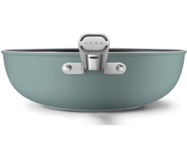 Smeg heeft diverse pannen in de kleur Emerald Green welke met elkaar te combineren zijn