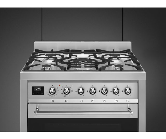 Smeg C7GMXNLK9 fornuis roestvrijstaal - 70 cm. breed