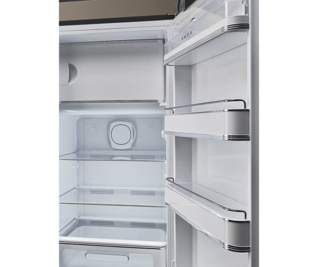 De deurbakken van de Smeg FAB28RDTP5 koelkast zijn zeer luxe afgewerkt
