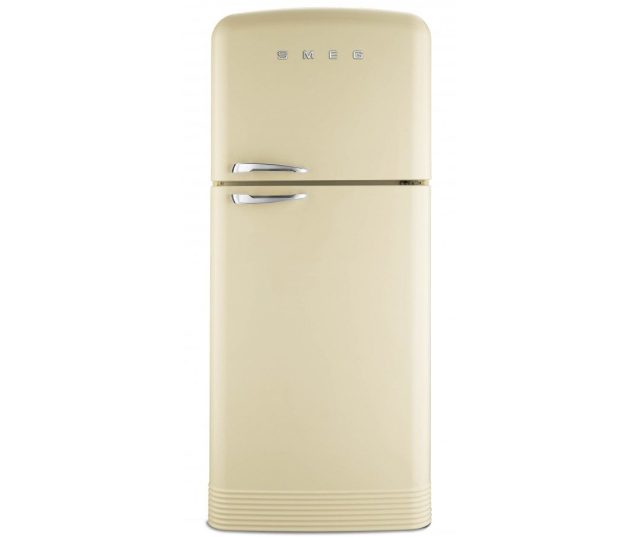 Front zijde van de SMEG creme koelkast FAB50P