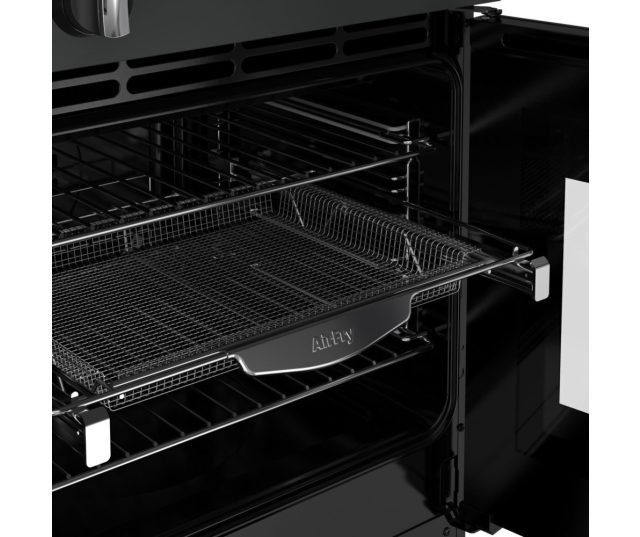 Binnenzijde ovens van Richmond 100 EI met EasyClean emaille en telescopische geleiders