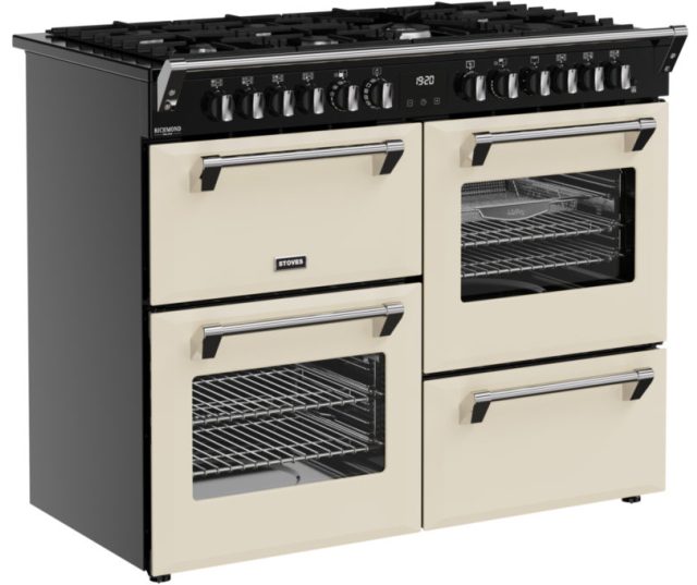 Vrijstaand Stoves fornuis Richmond 110 DF creme met retro uitstraling en multifunctionele ovens