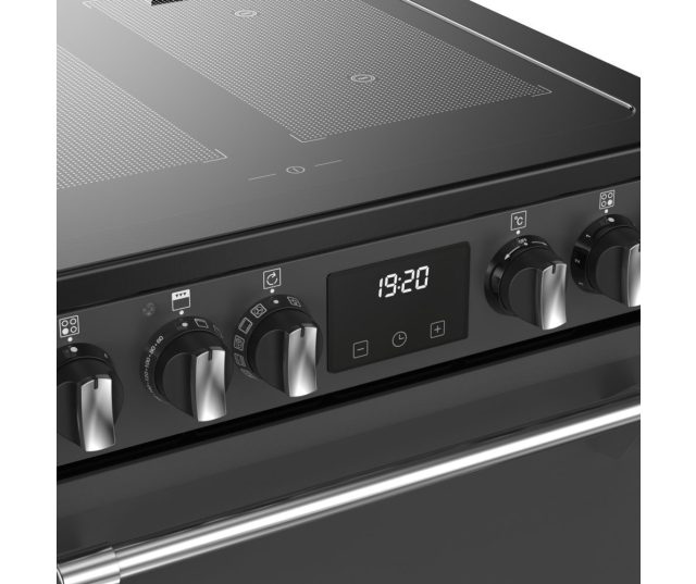 Antracietkleurig Stoves fornuis met touchscreen timer en PowerBoost inductie