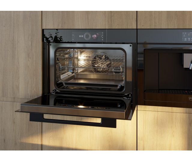 V-Zug CombiSteamer V6000 45F AutoDoor Zwart Glas inbouw combi-stoomoven