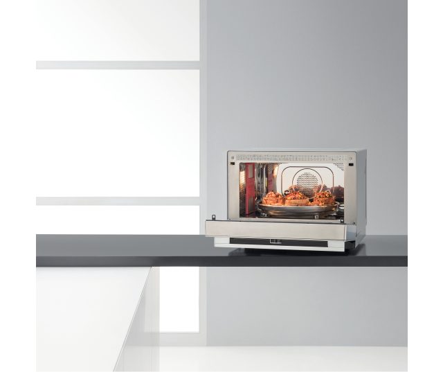 Whirlpool MWSC 9133 SX combi-magnetron