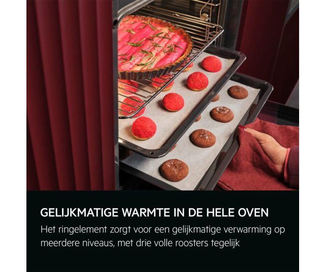 AEG OU5AB40PM compacte oven vooraanzicht inbouw in paarse keukenkast gesloten