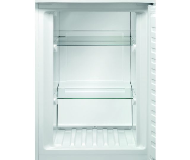 Het interieur van het vriesvak van de Aeg S53820CTW2 koelkast wit