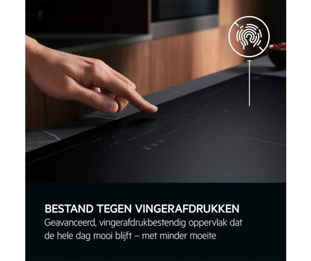 AEG TII84B0FFZ kookplaat - Krasbestendig matzwart glas