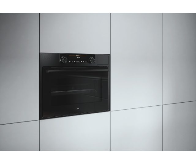 Foto van de Atag CS46121D in een strakke keuken
