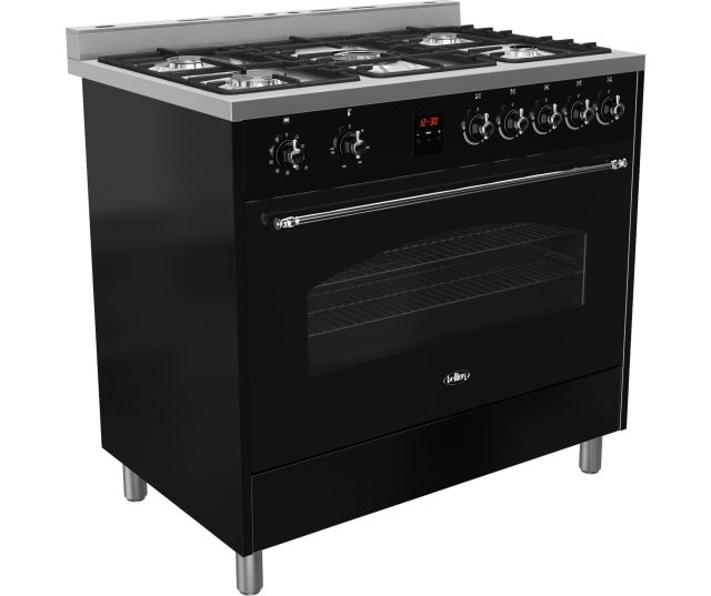 De Belling SCR900DFT heeft een klassieke vormgeving met toogdeur