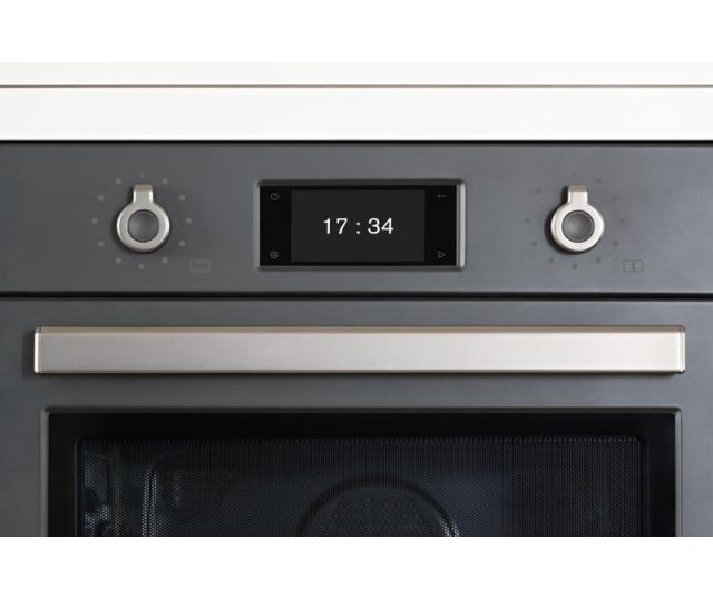 Bertazzoni FPRO6117PTN3 bedieningspaneel bovenaanzicht met twee draaiknoppen, display en handgreep