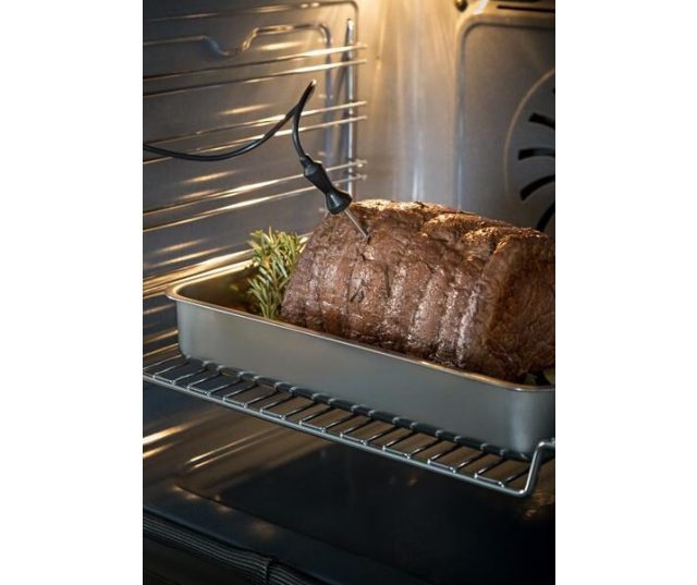 Bertazzoni FPRO6117PTX3 oveninterieur met thermoschakelaar en verwarmingselement zicht