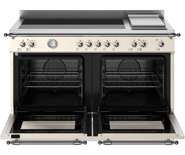 Bertazzoni HER125I2EAVT2 fornuis met geopende deuren en uitschuifbare laden