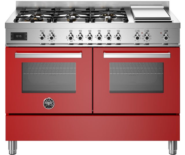 Bertazzoni PRO126G2EROT2 fornuis vooraanzicht met rode fornuiskasten, dubbele ovens en gasfornuis met grillplaat