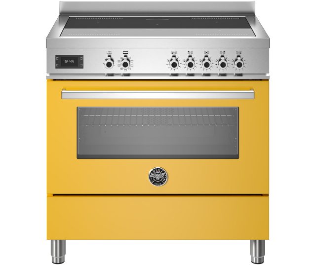 Bertazzoni PRO95I1EGIT2 fornuis vooraanzicht met gele kastdeur, inductiekookplaat met bedieningspaneel en vijf knoppen