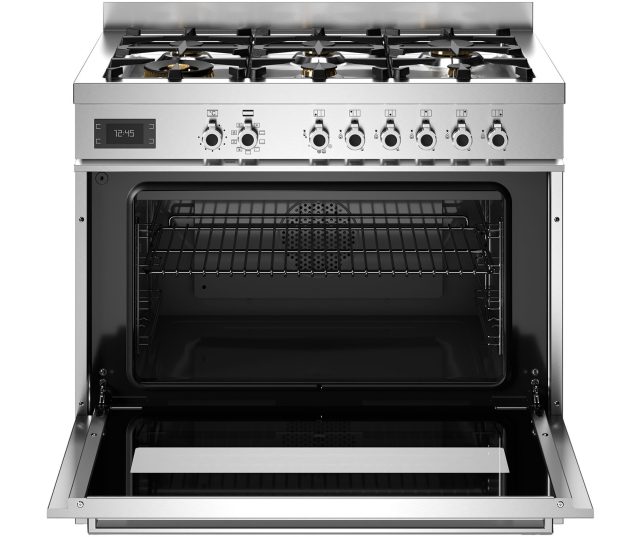 Bertazzoni PRO96L1EXT2 fornuis gesloten aanzicht met zes gasbranders en bedieningspaneel volledig zichtbaar
