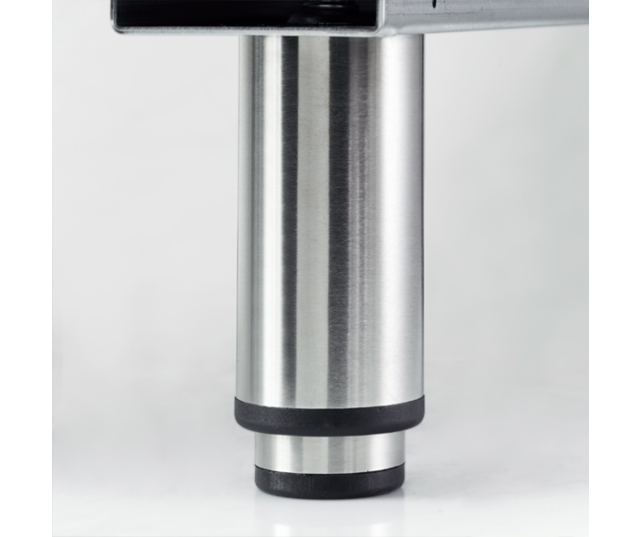 De Boretti CFBG903OW/2 is dankzij de telescopische poten eenvoudig in hoogte verstelbaar