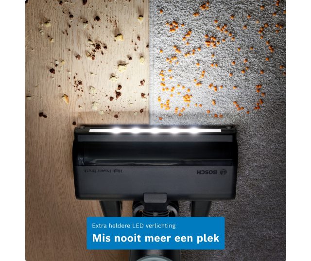 Bosch BHH4WM28 stofzuiger in werking met batterijduur display op houten vloer