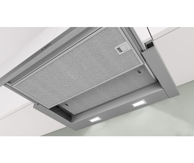 Bosch DFM064W55 afzuigkap opengewerkt onderaanzicht met meshfilters en verlichting