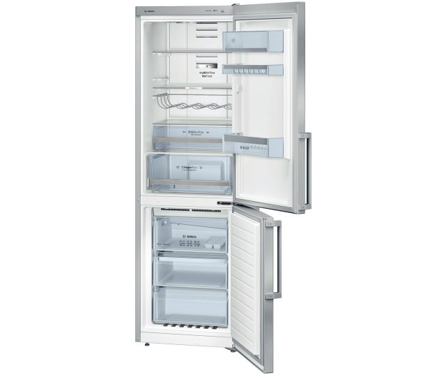 De binnenzijde van de Bosch KGN36XI42 koelkast RVS