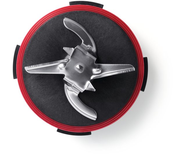 Bosch MCM3201B mengkom met rode mengmessen en capaciteitschaal zichtbaar